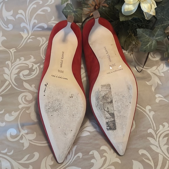 Manolo Blahnik BB 70 Bright Red Suede pointed toe Pumps mismatched size - Picture 5 of 8
